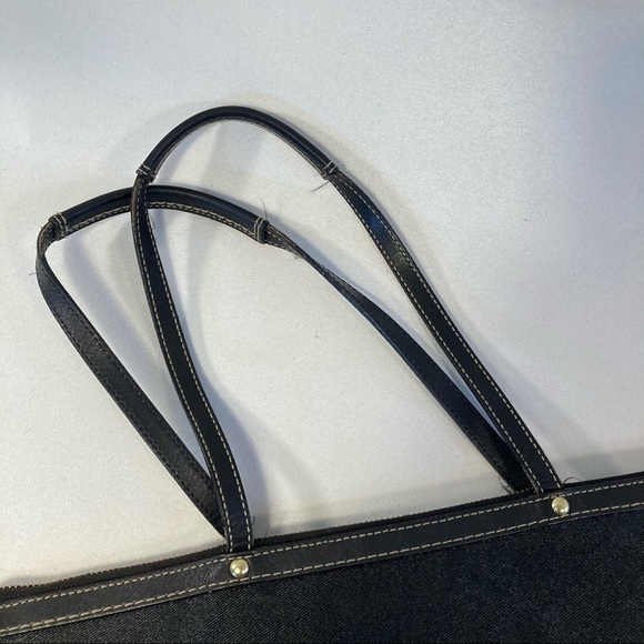 Classic Coach Shoulder Purse 16x10x6 - Picture 11 of 14